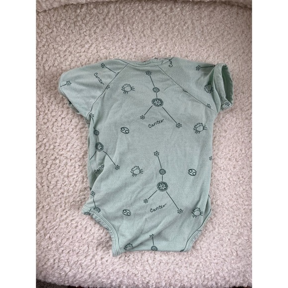 Kate Quinn Astrology Cancer Onesie Bamboo Collection 0-3 Months Unisex - Picture 4 of 4